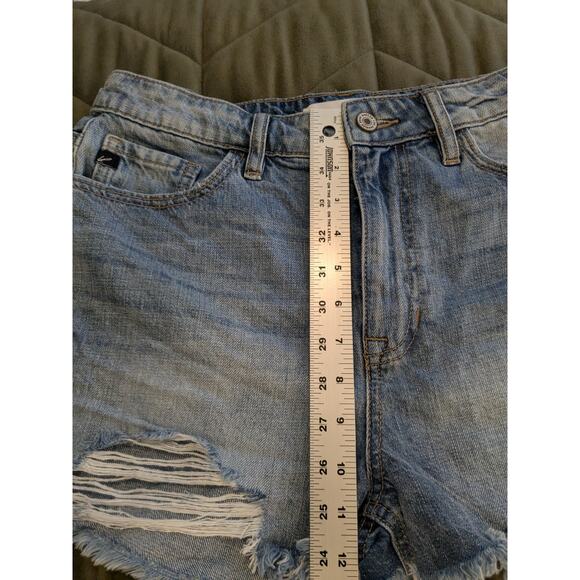 KanCan Ivanna Ultra High Rise Mom Shorts Distressed Denim Blue Jean Ripped Med - Picture 5 of 9